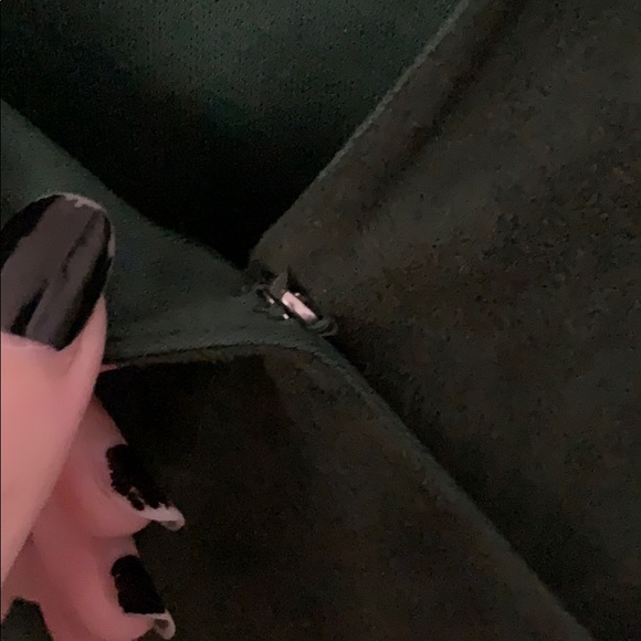 Green dress - Picture 3 of 5